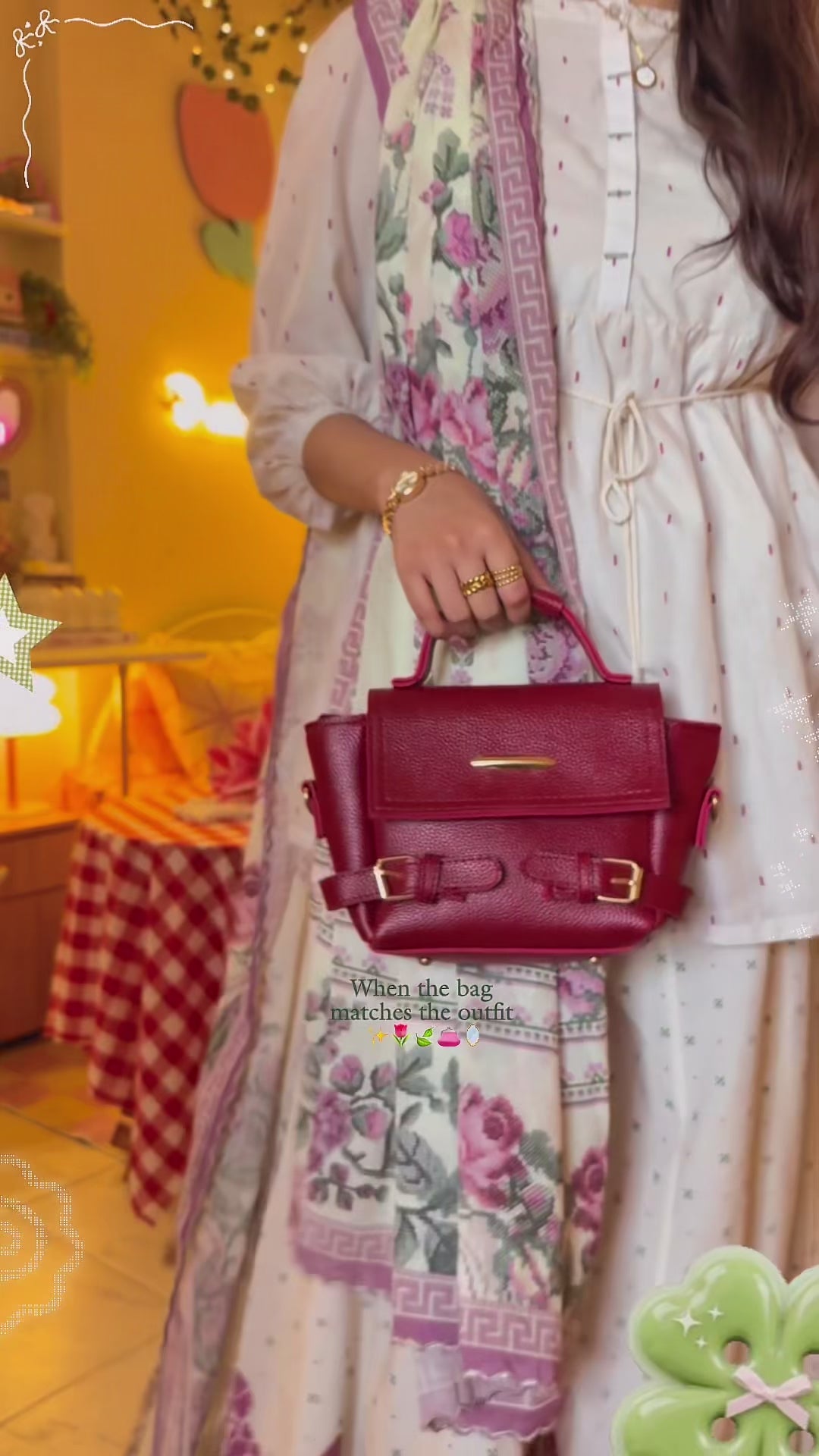 Red Belle Hand Bag Video